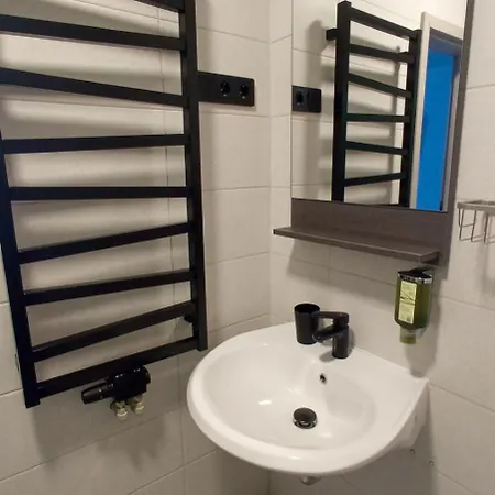 Loft House בית הארחה 3*